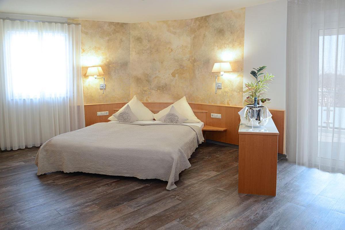 Landhotel Hauer Pleisweiler-Oberhofen Εξωτερικό φωτογραφία